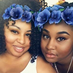 Meet your Posher, Elisha